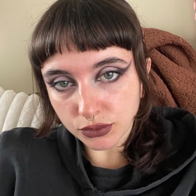 She/they • Illustrator • Actually Autistic • Belg in Nederland 🌸