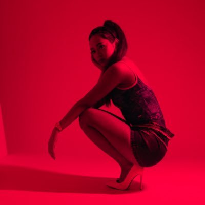 kare_n98s's profile picture. 🕊freelance dancer/model 📮contact DM