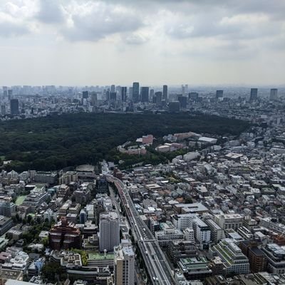 普段仕事は製造業で設備の管理をしています。新高値投資ブレイク投資塾の6期生になります。5年後には億り人になる為に、日々精進して参ります。