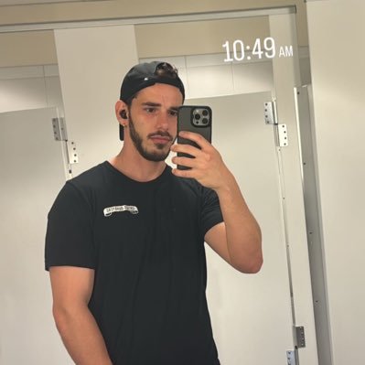 official fans page of joe Locke, for content and hookup, meetup, text me on telegram or iMessage