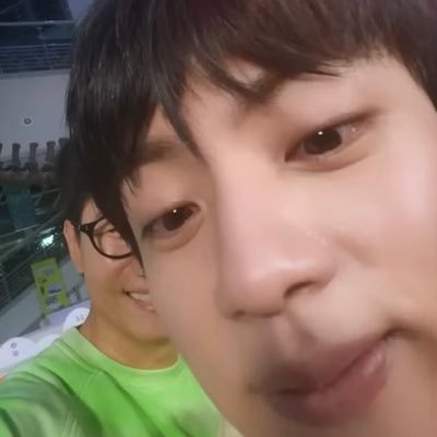 sparklingburato's profile picture. 