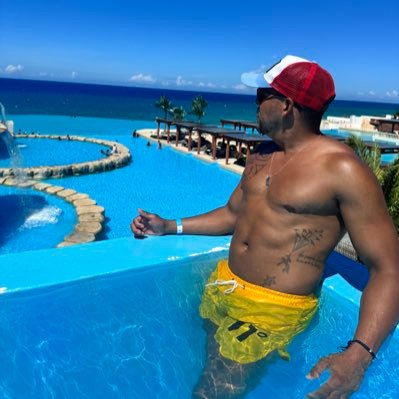 MarioRosaL77428's profile picture. 