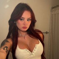 Lena (@lenacarinaxx) 's Twitter Profile