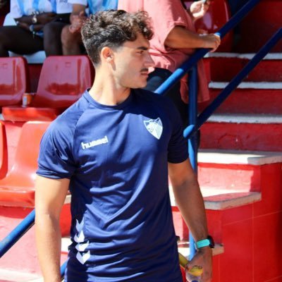 Málaga.
Graduado en Ciencias de la Act Física y el Deporte.
Todo es cuestión de perspectiva.
Amante del sentido común.
Preparador físico academia @malagacf