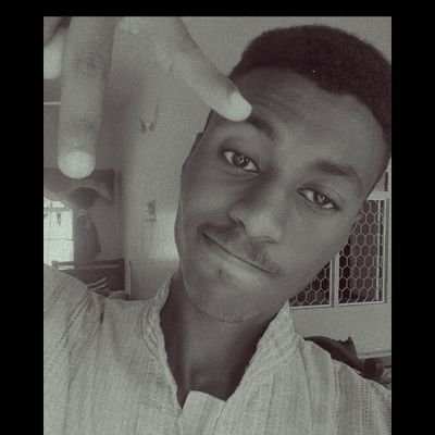 انا بحب الشخص اللي بيفهم سخافتى ويرد عليا بسخافة اكثر
ونقعد نضحك ومحدش يفهمنا .!
