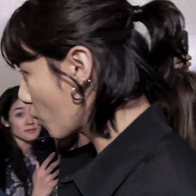 I just wanna see you like that¡ ( Fan Account)
لوزر واقعی خودمم بقیه فیکن