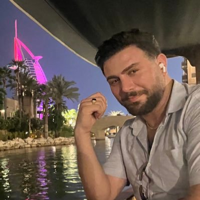 پژمان ملكي 17 سال تجربه = انتخاب هوشمند شما مشاور املاک در دبی | ملک لوکس و سرمایهگذاری فقط با یک پیام فاصله تا خانه رؤیایی تماس و واتساپ: 00971561622629