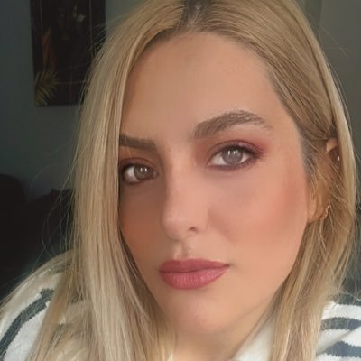 Demetttta's profile picture. 🎈