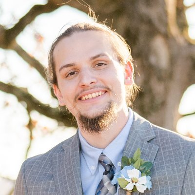 LodenH16's profile picture. Javascript Problem Solver 🥦 | Vue / React / Node 🦜
