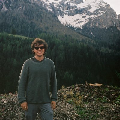 Founder at Thea Health. Health tech, politics, and economics junkie. Programmer.