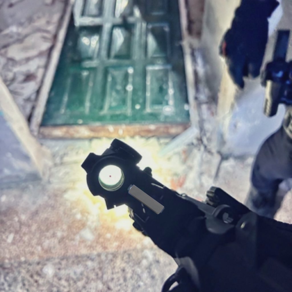 MarioEs10933312's profile picture. to protect and to serve