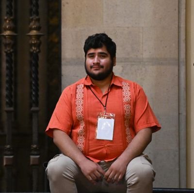 Reportero en Polemón | Licenciado en Historia | Relaciones internacionales | Ejército y política