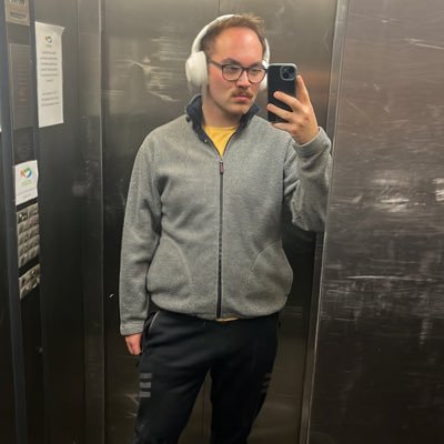 24 / Glasgow / 🏳️‍🌈/ He/Him