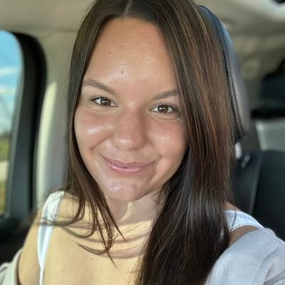 KatherynWayen's profile picture. excuse my (Karisma).25.biz.student
