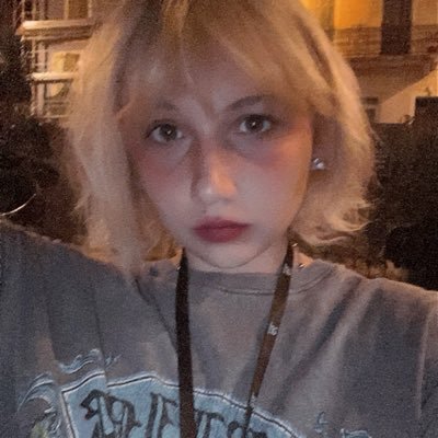 💌 ౨ৎ˚₊ genderfluid, bi sapphic / bi achillean (｡ゝω｡)ゞ he!vamp!moon. fairy tail, rick&morty & criminal minds obsessed 🧚🏻‍♀️ kpop addicted girlboy 🌸🌙