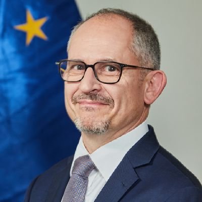 Cuenta oficial del embajador de la #UEenPerú, administrada por el equipo de comunicación de la @UEenPeru.