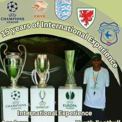 Football coach interpreter three languages English Dutch Arabic