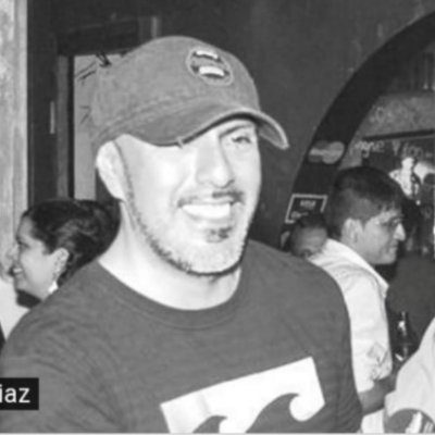 hermiliodiaz's profile picture. Blogger, escritor, #Techno y #MMA.
La vida es una fiesta, solo depende de ti: bailar o sentarte. Ojo, el DJ no siempre pinchará la música que te guste.