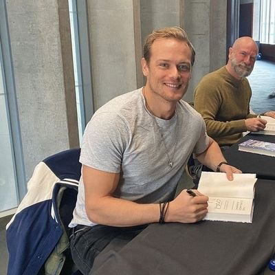 SHeughan27718's profile picture. official x account