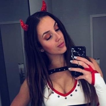 nexttopdiva's profile picture. well yes