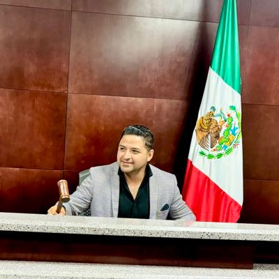 EDER_GTZ's profile picture. Licenciado en Derecho, Maestro en Derecho Procesal Penal. Luchador incansable por preservar los Derechos de los y las Jaliscienses.