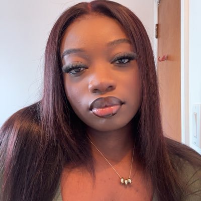 mil4hnextdoor's profile picture. the secret diary of a bilingual bitch