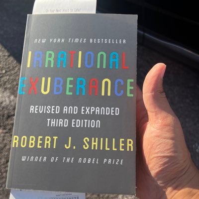 WaranaBuffett's profile picture. Tesla | Investing | Roasting coffee and people