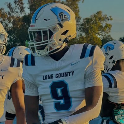#9 Senior || LCHS🌊|| 6’1, 195 ATH/LB/DL|| 3.8 GPA|| bentl4553@gmail.com||C.O 25||