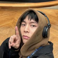 ✧°₊·🌻∗ˈ‧₊ (@anecdotingly) 's Twitter Profile