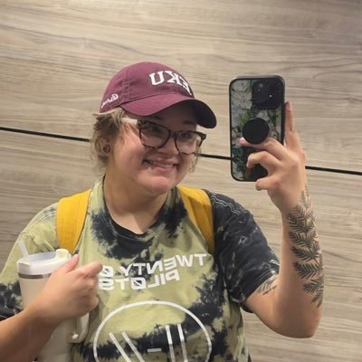 YourLocalAmber's profile picture. She/her | I stream on twitch occasionally | treat people with kindness☀️