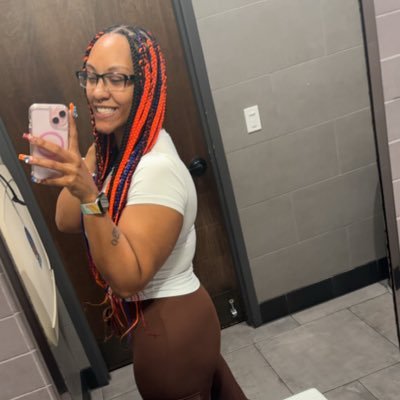 I’m Grown 😋 Subscribe 🤪😍 Sell Content 🤤 $NieceyyyPooh1💋