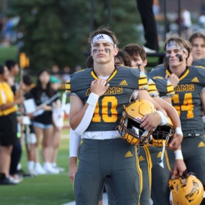 Class of 2026- Rochester Adams HS - GPA: 3.8 🏈 QB/LB/ATH - NCAA ID: 2503533691 - 6’2 220 lbs Email: rwatters1227@icloud.com 248-237-5565 Ferris State commit🐶