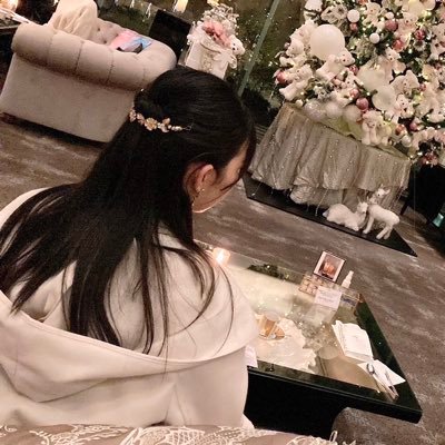 '𝟘𝟛/ 𝕥𝕨𝕤𝕥🌹/ 𝕀𝕝𝕝𝕦𝕤𝕥✏️/ 𝕔𝕒𝕗𝕖☕️