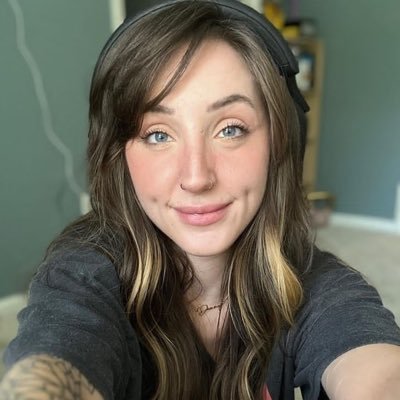 Charlottsimpso's profile picture. woman of God ⚔️my purpose: 2fear, honor & glorify God. share the gospel & 2edify others. #BackTheBlue