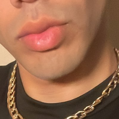 🔞. just a boy with a big wrecked hole. dildos, fists, & prolapses. 📥DMs open for doms, trainers, collabs. here to help u cum💦 :) formerly @/VersTwinkFF🥩🌹