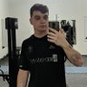 lucas_shulze's profile picture. é tudo puta