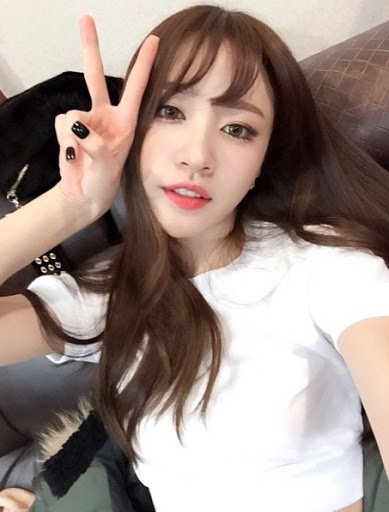 vLAgjlTLAPl3Dy1's profile picture. 貧乏から成り上がり/10社の会社を経営｜資産70億･現在は稼げる情報を教えたり、10万円を配布したりしています。今ならLINEお友達追加で10万円プレゼント中。まずはフォローしてください　こっちで当選→　https://t.co/8yegh3frOo