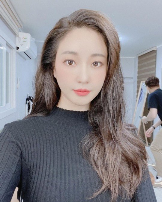 EFPtehwPcmDlrWk's profile picture. ビンボー暮らしから成り上がり/7社を経営。資産70億･最近は副業の情報をお伝えしたり、10万円をプレゼントしたりしてます　LINE追加で10万円プレゼント企画中･まずはフォローしてください！高確率当選中！➡　https://t.co/Geih4oK1fG