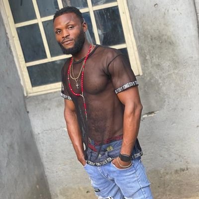 I'm a guy with the passion of being real, I'm simple in nature but heavy if you cross🤞 your limits