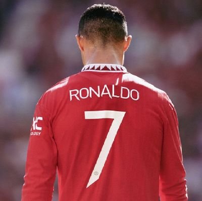 SENTIRE ET SENTIRI❤️🌈 •|• GRAPHIC DESIGNER 🧡 •|• FOOTBALL (not SOCCER) 🥲 •|• BANTER •|• GAMING😇 •|• MOVIES🤤
https://t.co/quw69EyXHt