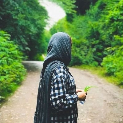 |یاعلیُّ اَنتَ صِراطٌ مُسْتَقیمُ|
|با افتخار روستازاده||محب آقاعلی ابن ابیطالب||دهه هفتادی||روزمره نویس از هر دری سخنی.....