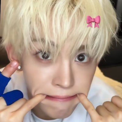 hyeonbin_0467's profile picture. 