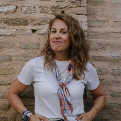 📲 #SoyPeriodista & Docente👩🏽💻 Estrategias digitales para negocios y emprendedores | 🏃🏼♀️Cuando no curro, corro ~ ☕️ coffeelover