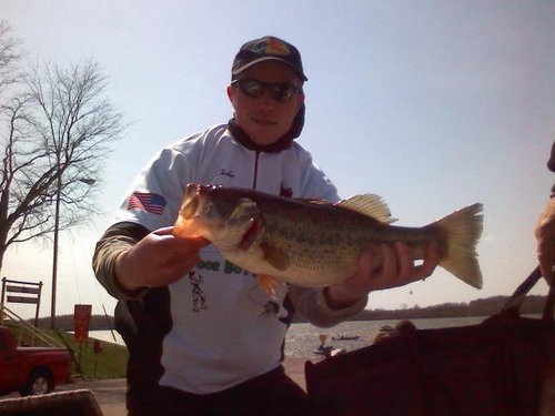 tweet_me_tucker's profile picture. 