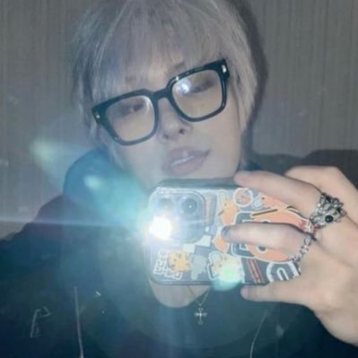 nshmr05rk's profile picture. i love being delusional pls don’t tell me anything