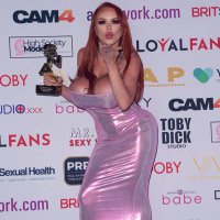 Miss Stone (@emmastonexxxpse) 's Twitter Profile