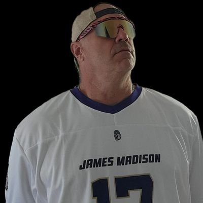 Dad to James Madison tight end Taylor Thompson. Check out his high school highlights:
https://t.co/nUp2eroudt