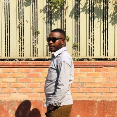 SelemanYak48971's profile picture. Football ⚽ referee