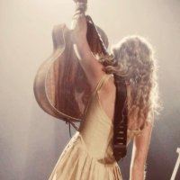 nai SAW TAYLOR LIVE!! (@naizswift) 's Twitter Profile