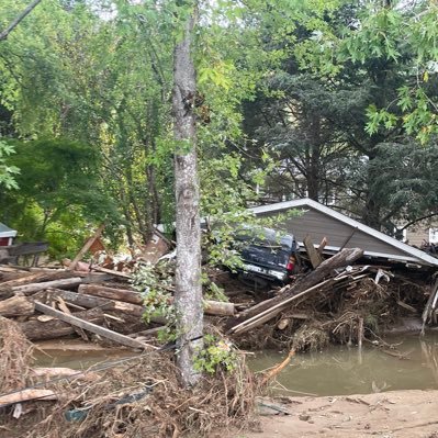 Christian citizen in Asheville NC. Trying to share the perspective of myself and many of my neighbors as we deal with the damage from Helene. Fairview 💪🏻
